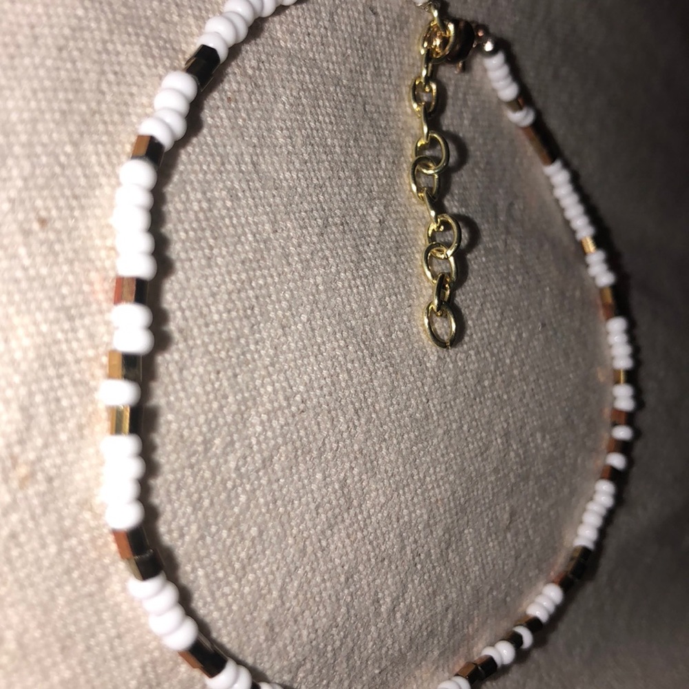 Choker - Picture 3 of 6